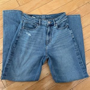 American Eagle mom blue Jeans